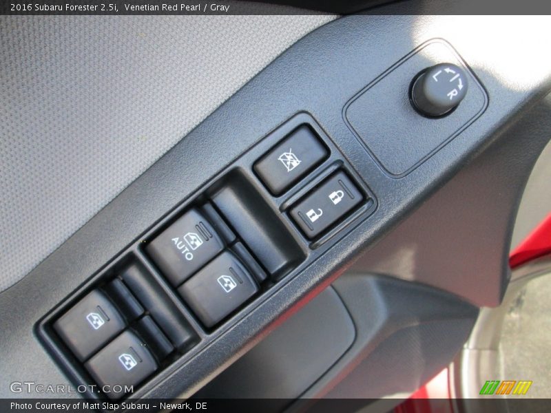 Venetian Red Pearl / Gray 2016 Subaru Forester 2.5i