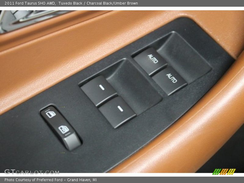 Tuxedo Black / Charcoal Black/Umber Brown 2011 Ford Taurus SHO AWD