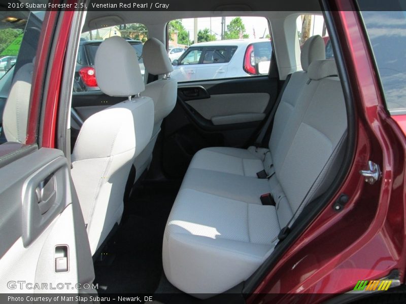 Venetian Red Pearl / Gray 2016 Subaru Forester 2.5i