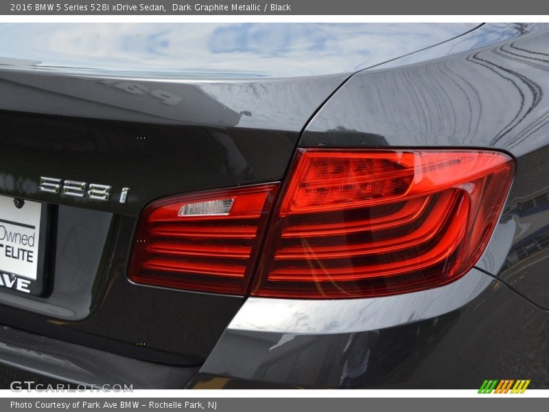 Dark Graphite Metallic / Black 2016 BMW 5 Series 528i xDrive Sedan