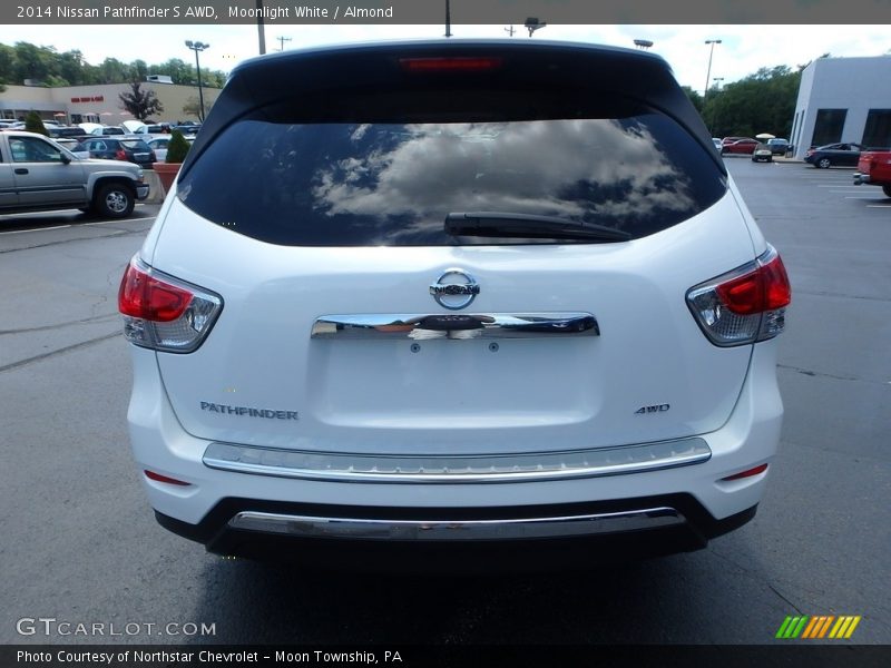 Moonlight White / Almond 2014 Nissan Pathfinder S AWD