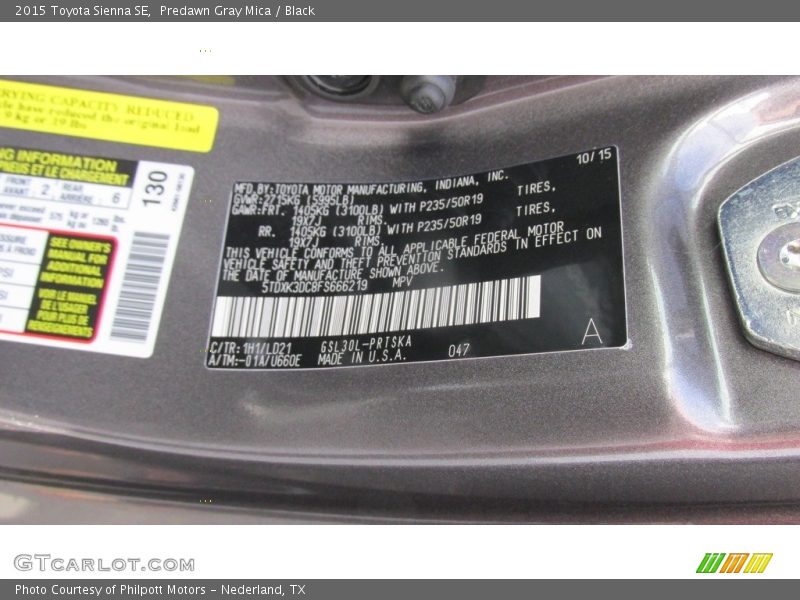 Predawn Gray Mica / Black 2015 Toyota Sienna SE