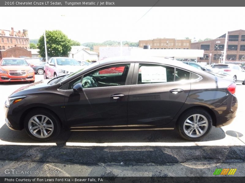 Tungsten Metallic / Jet Black 2016 Chevrolet Cruze LT Sedan