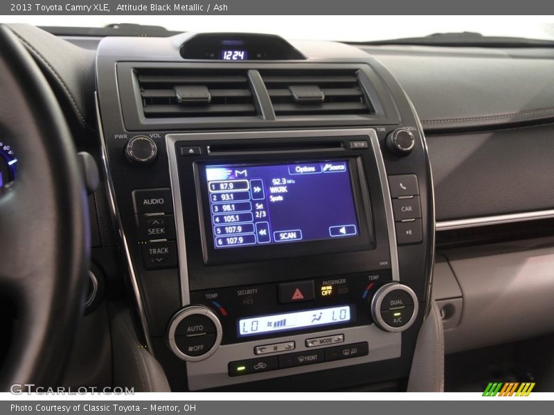 Attitude Black Metallic / Ash 2013 Toyota Camry XLE