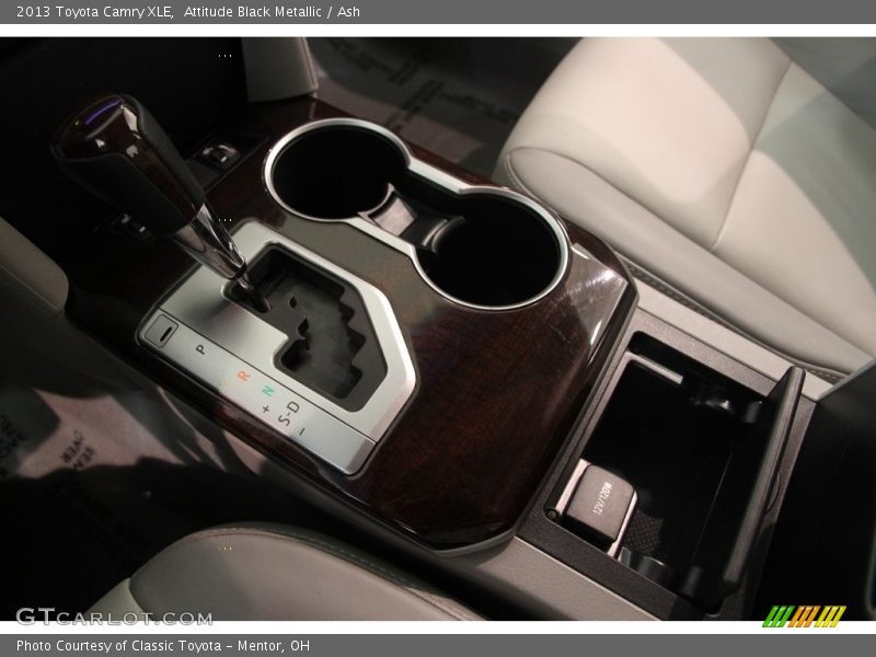 Attitude Black Metallic / Ash 2013 Toyota Camry XLE