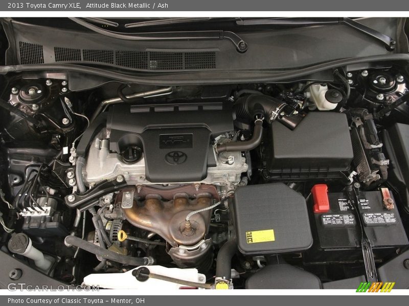 Attitude Black Metallic / Ash 2013 Toyota Camry XLE