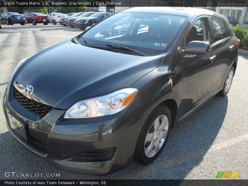 Magnetic Gray Metallic / Dark Charcoal 2009 Toyota Matrix 1.8