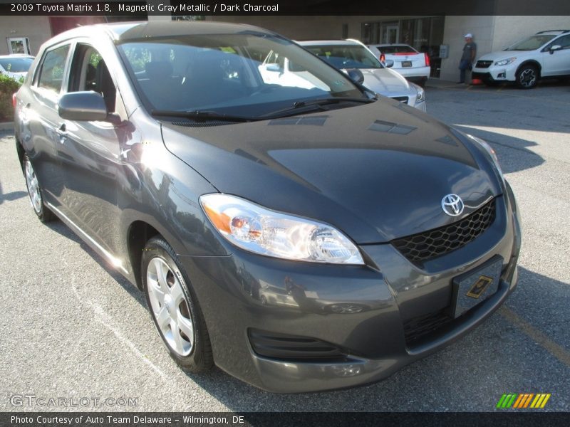 Magnetic Gray Metallic / Dark Charcoal 2009 Toyota Matrix 1.8