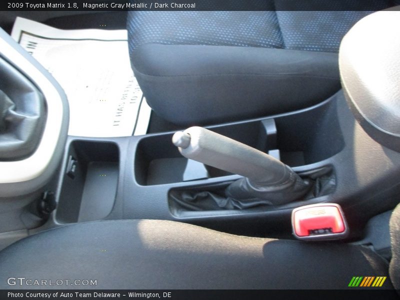 Magnetic Gray Metallic / Dark Charcoal 2009 Toyota Matrix 1.8