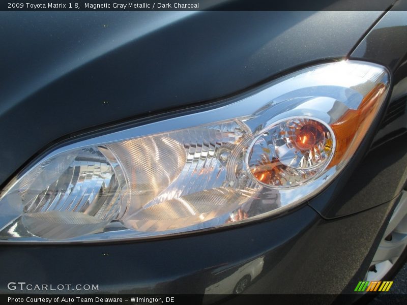 Magnetic Gray Metallic / Dark Charcoal 2009 Toyota Matrix 1.8