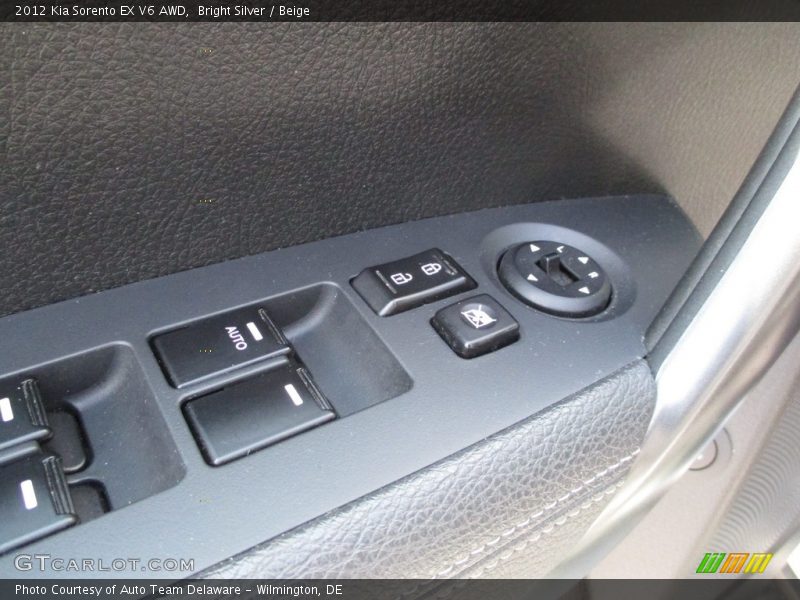 Bright Silver / Beige 2012 Kia Sorento EX V6 AWD