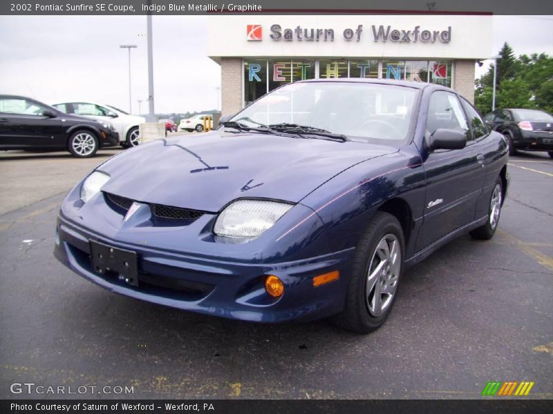 Indigo Blue Metallic / Graphite 2002 Pontiac Sunfire SE Coupe