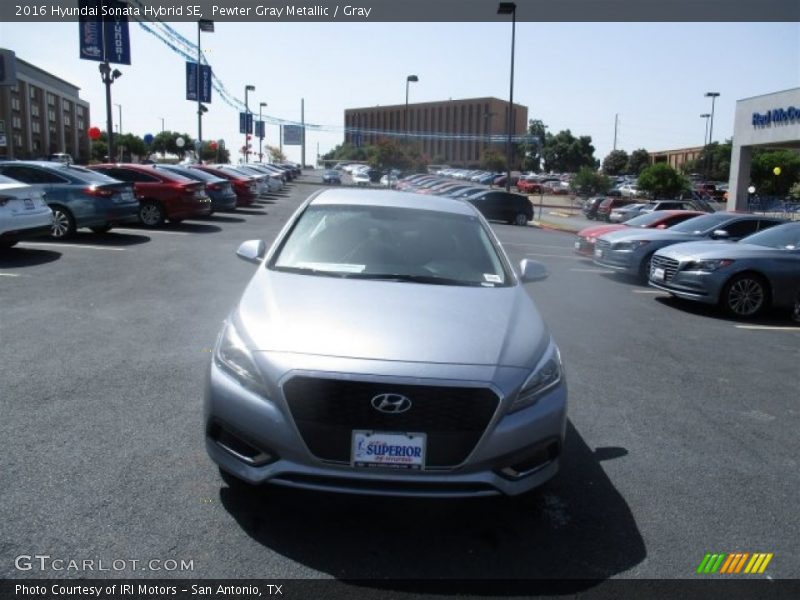 Pewter Gray Metallic / Gray 2016 Hyundai Sonata Hybrid SE