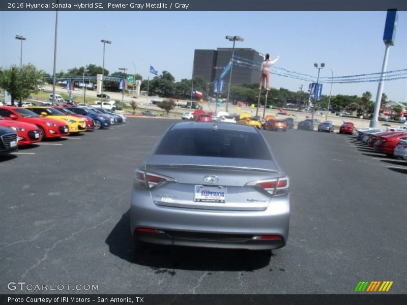 Pewter Gray Metallic / Gray 2016 Hyundai Sonata Hybrid SE