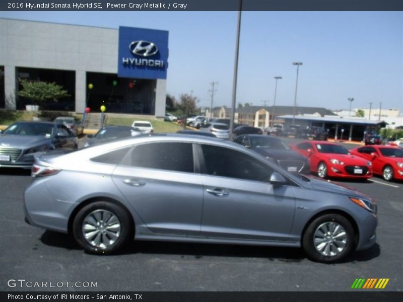 Pewter Gray Metallic / Gray 2016 Hyundai Sonata Hybrid SE