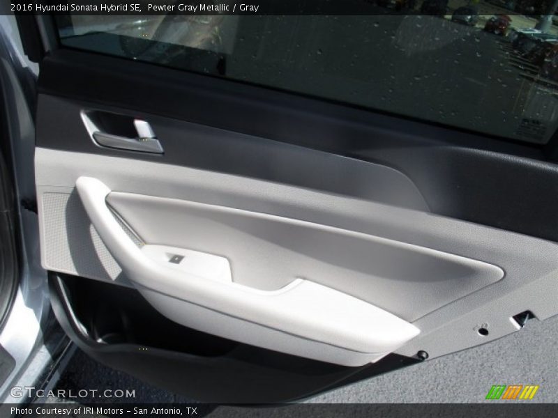 Pewter Gray Metallic / Gray 2016 Hyundai Sonata Hybrid SE