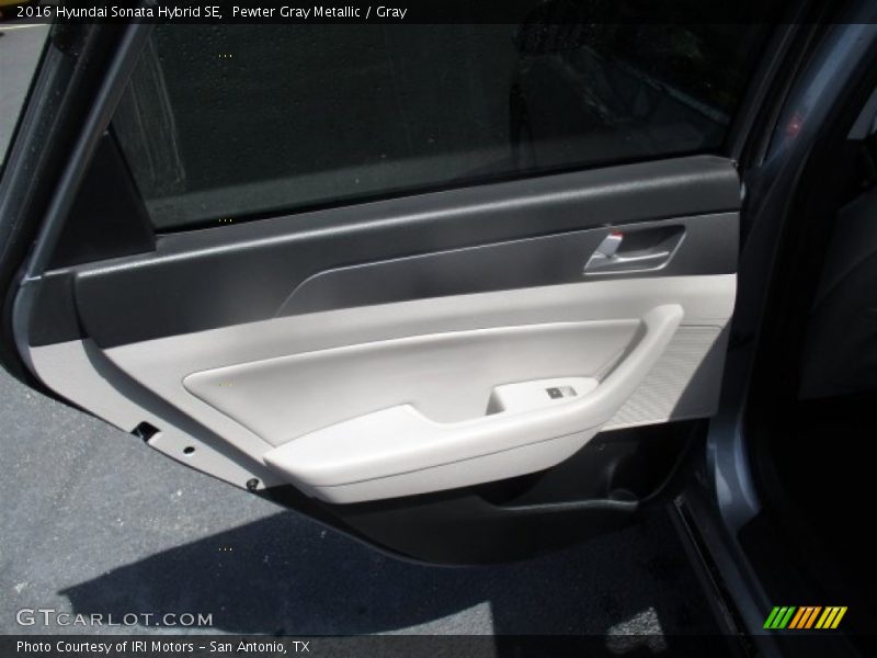 Pewter Gray Metallic / Gray 2016 Hyundai Sonata Hybrid SE