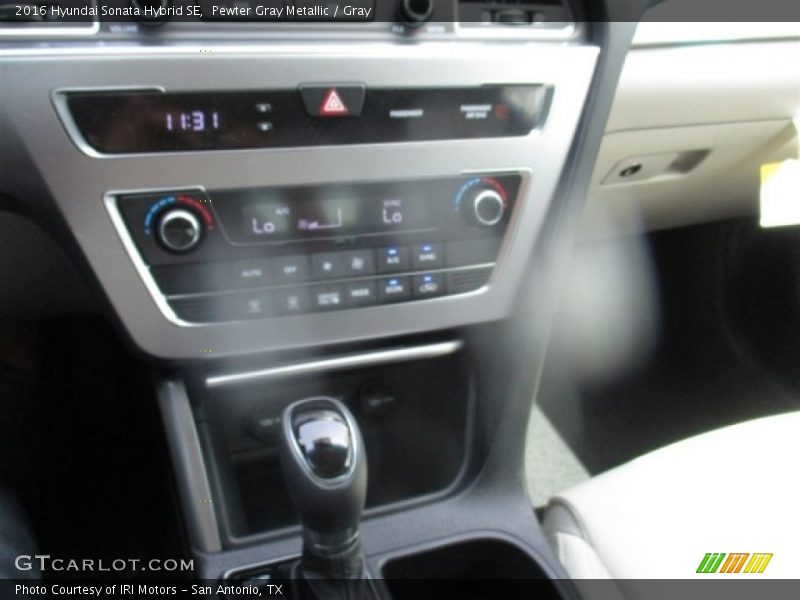 Pewter Gray Metallic / Gray 2016 Hyundai Sonata Hybrid SE
