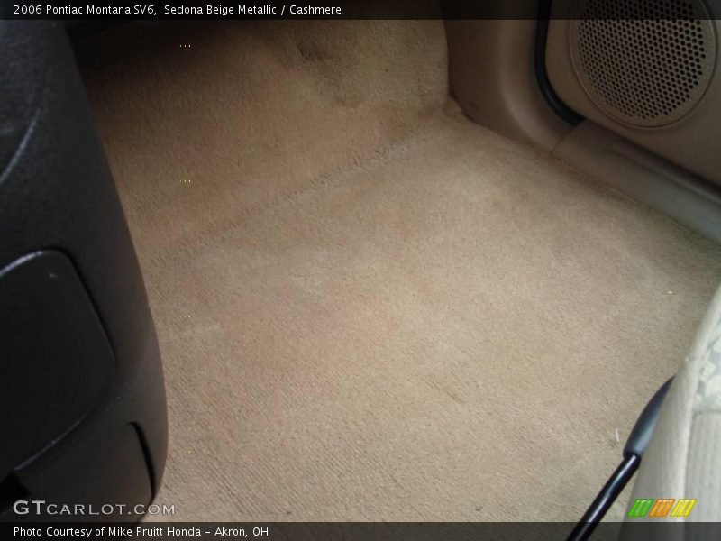Sedona Beige Metallic / Cashmere 2006 Pontiac Montana SV6