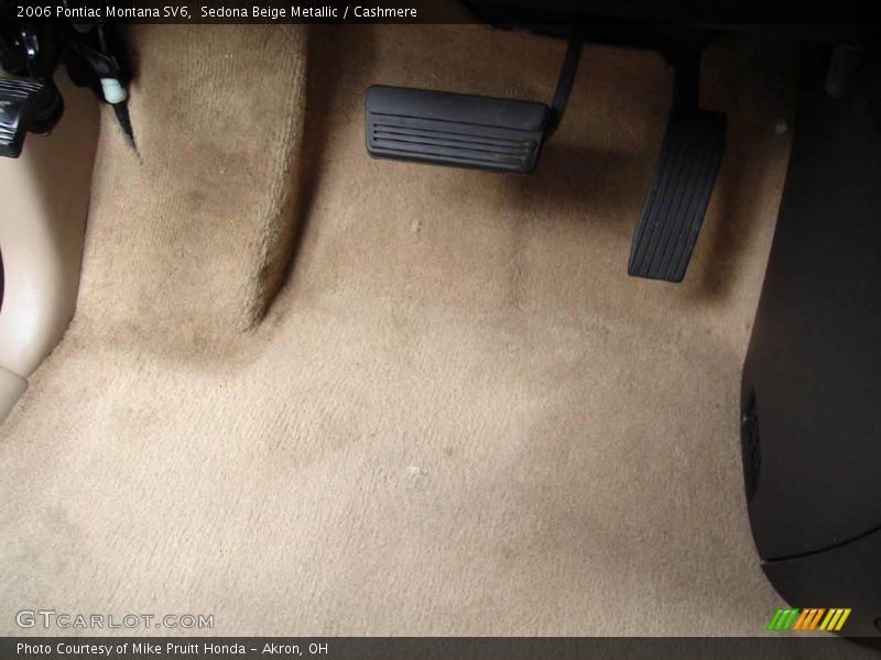 Sedona Beige Metallic / Cashmere 2006 Pontiac Montana SV6