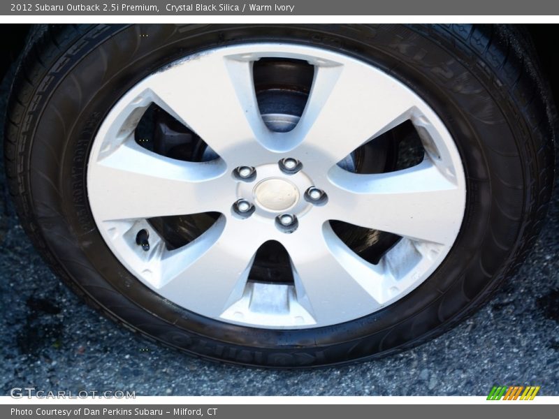Crystal Black Silica / Warm Ivory 2012 Subaru Outback 2.5i Premium