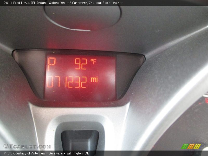 Oxford White / Cashmere/Charcoal Black Leather 2011 Ford Fiesta SEL Sedan