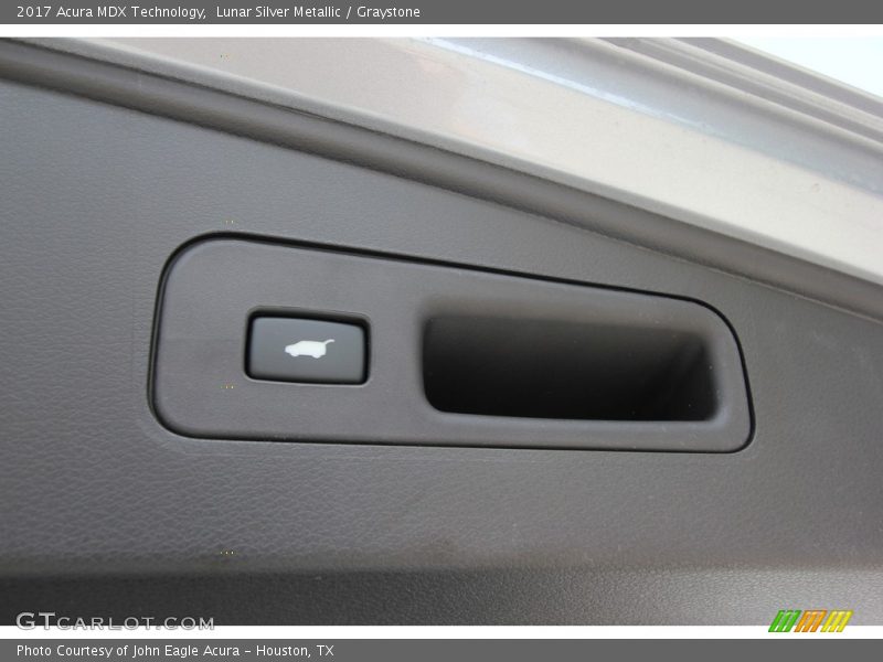 Lunar Silver Metallic / Graystone 2017 Acura MDX Technology
