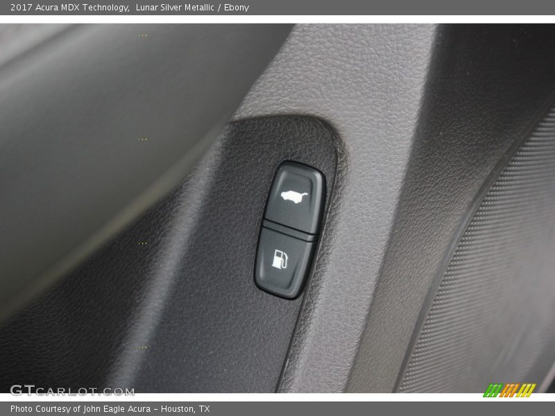Lunar Silver Metallic / Ebony 2017 Acura MDX Technology