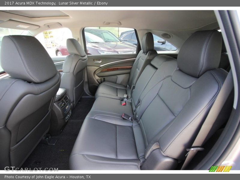 Rear Seat of 2017 MDX Technology