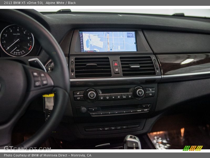Alpine White / Black 2013 BMW X5 xDrive 50i