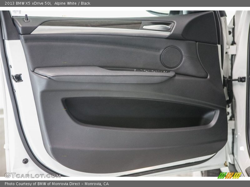Alpine White / Black 2013 BMW X5 xDrive 50i