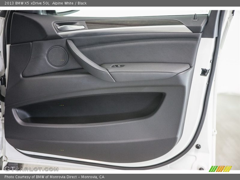 Alpine White / Black 2013 BMW X5 xDrive 50i
