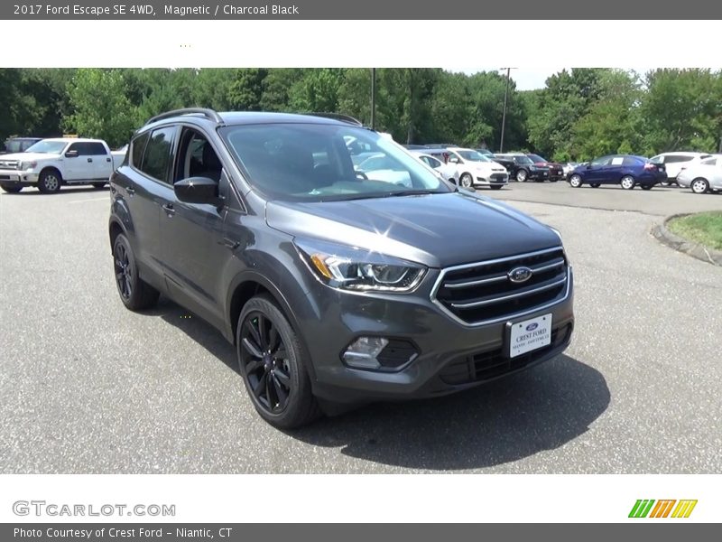 Magnetic / Charcoal Black 2017 Ford Escape SE 4WD