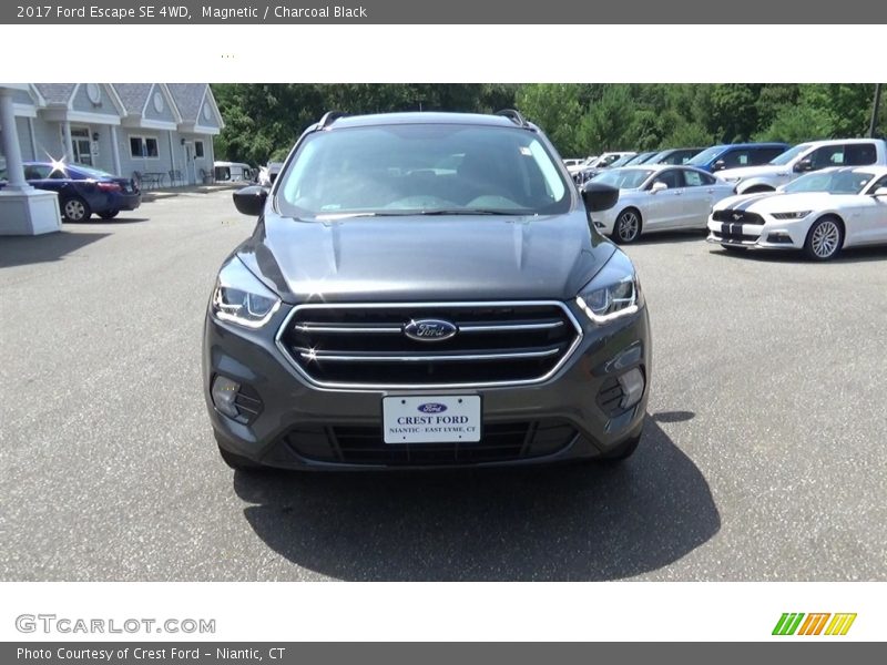 Magnetic / Charcoal Black 2017 Ford Escape SE 4WD