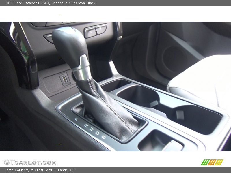 Magnetic / Charcoal Black 2017 Ford Escape SE 4WD