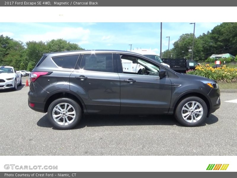 Magnetic / Charcoal Black 2017 Ford Escape SE 4WD