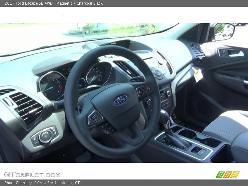 Magnetic / Charcoal Black 2017 Ford Escape SE 4WD