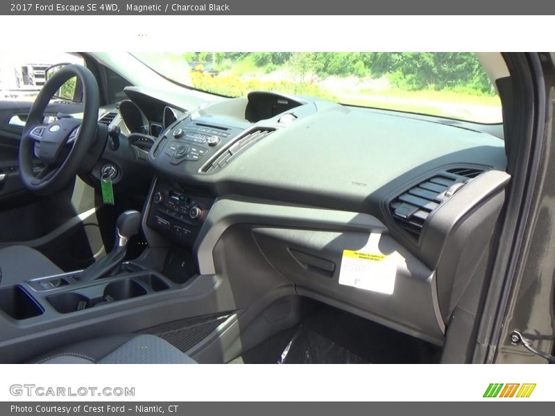 Magnetic / Charcoal Black 2017 Ford Escape SE 4WD