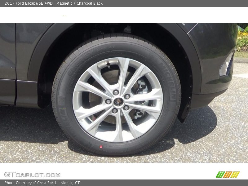 Magnetic / Charcoal Black 2017 Ford Escape SE 4WD