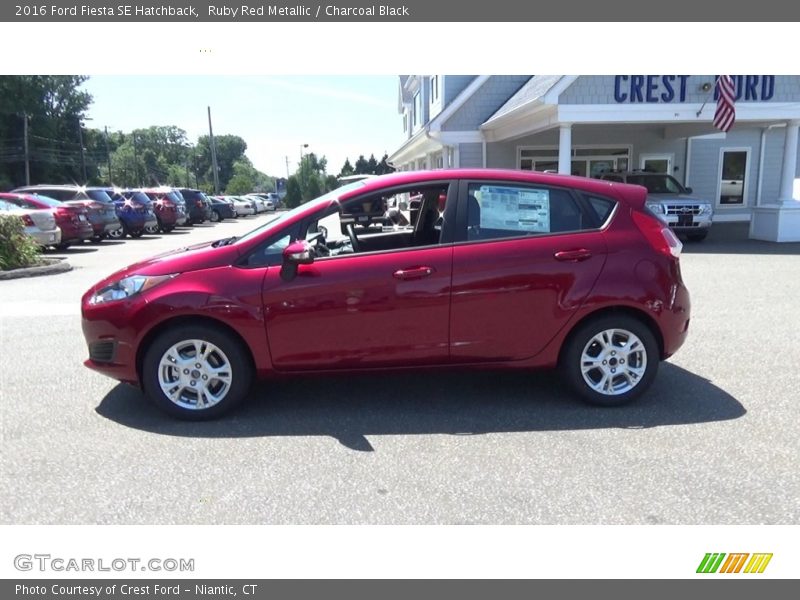 Ruby Red Metallic / Charcoal Black 2016 Ford Fiesta SE Hatchback