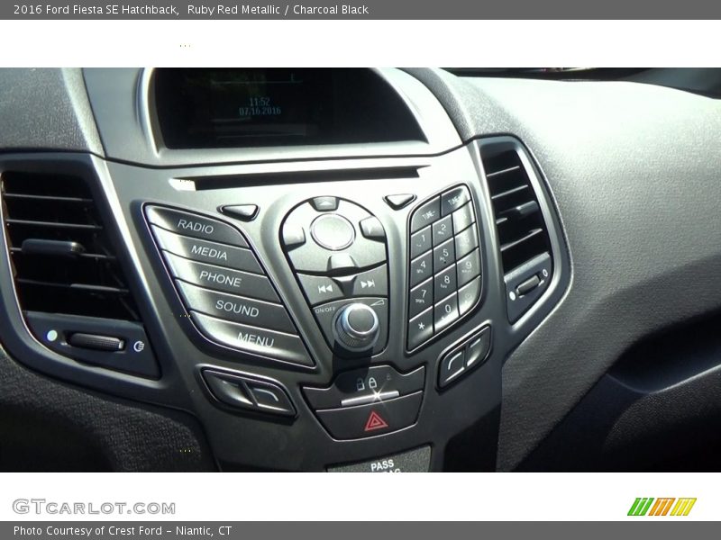 Ruby Red Metallic / Charcoal Black 2016 Ford Fiesta SE Hatchback