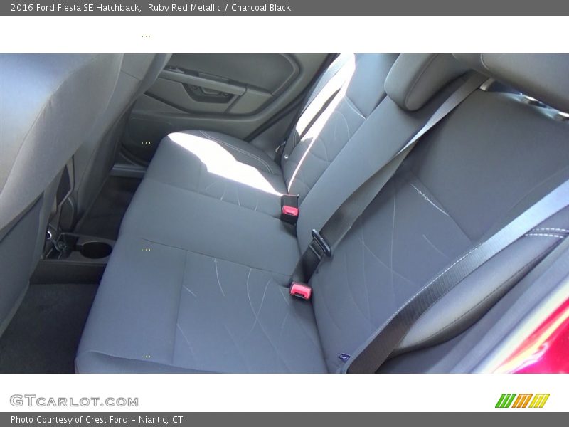 Ruby Red Metallic / Charcoal Black 2016 Ford Fiesta SE Hatchback