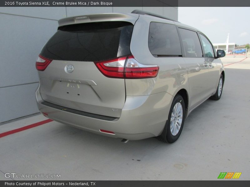 Creme Brulee Mica / Dark Bisque 2016 Toyota Sienna XLE