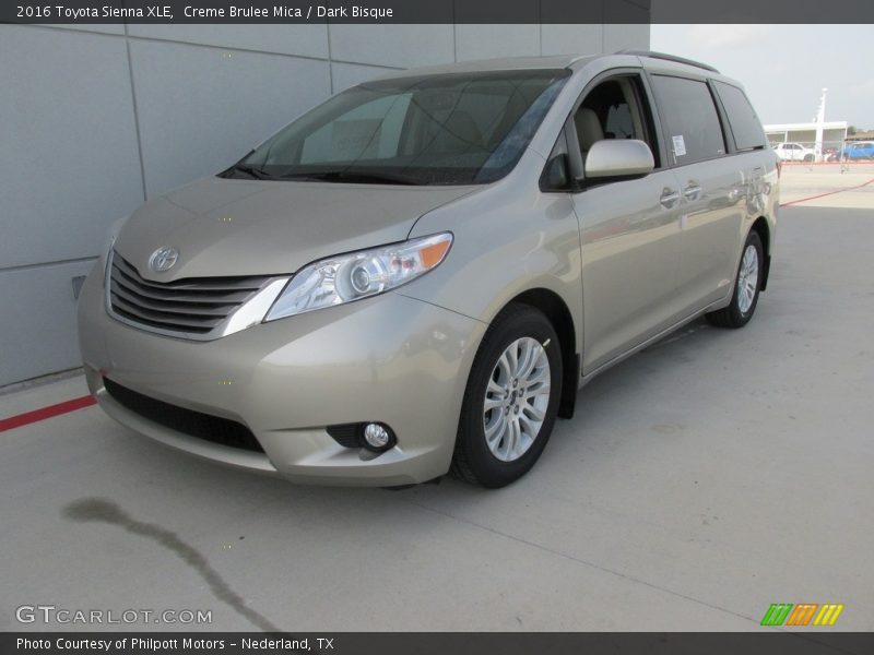 Creme Brulee Mica / Dark Bisque 2016 Toyota Sienna XLE