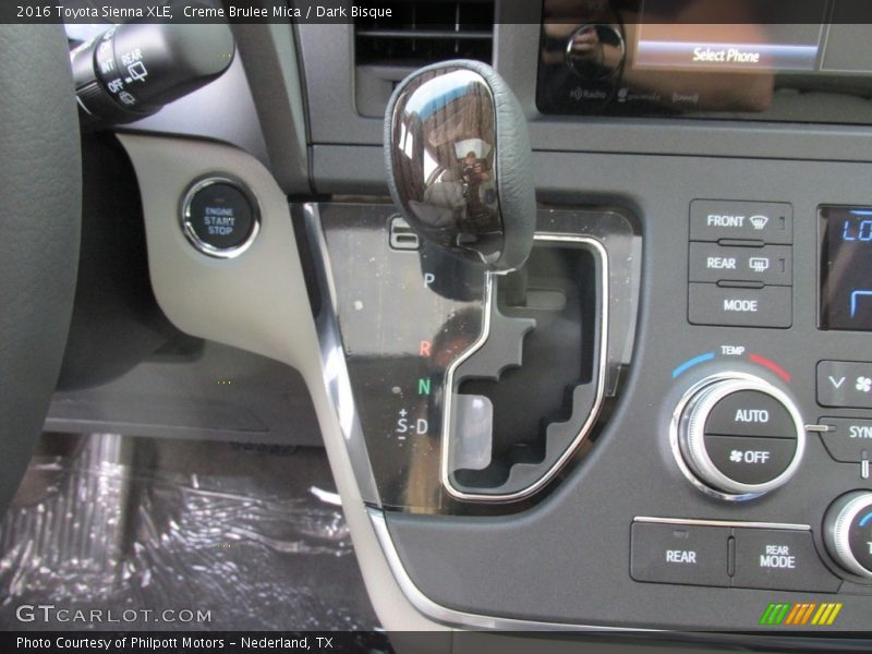 Creme Brulee Mica / Dark Bisque 2016 Toyota Sienna XLE