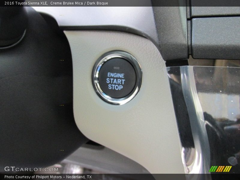 Creme Brulee Mica / Dark Bisque 2016 Toyota Sienna XLE