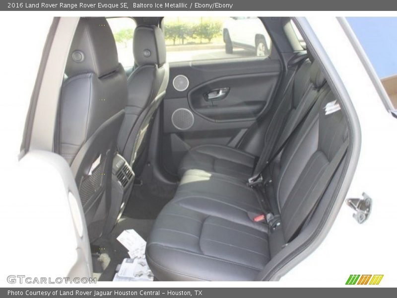 Baltoro Ice Metalllic / Ebony/Ebony 2016 Land Rover Range Rover Evoque SE