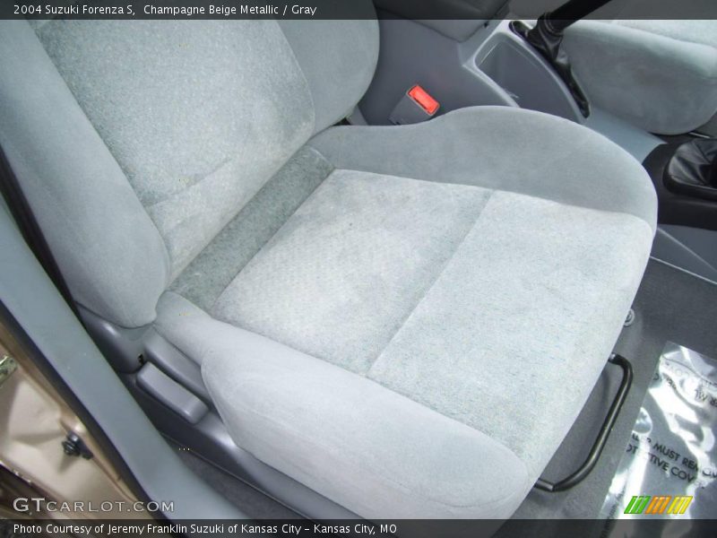 Champagne Beige Metallic / Gray 2004 Suzuki Forenza S