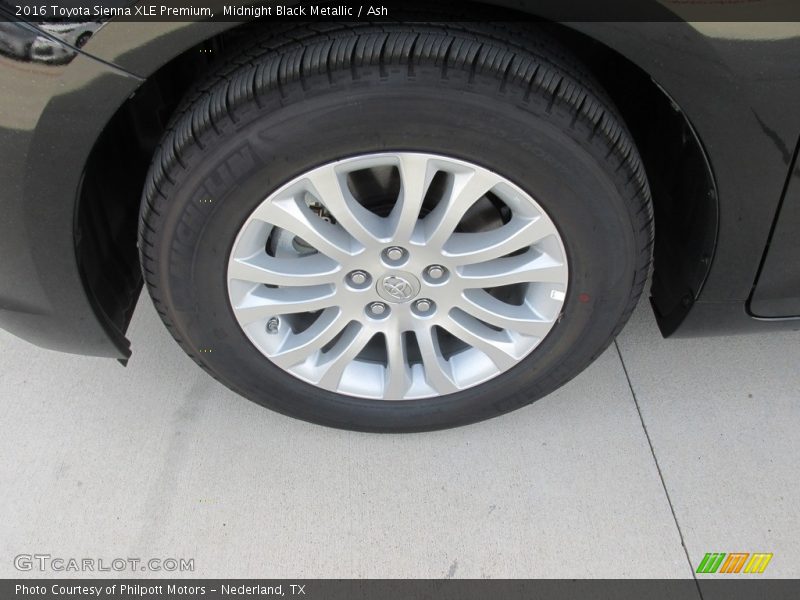 Midnight Black Metallic / Ash 2016 Toyota Sienna XLE Premium