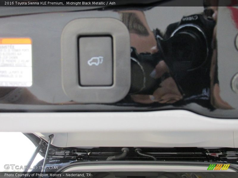 Midnight Black Metallic / Ash 2016 Toyota Sienna XLE Premium